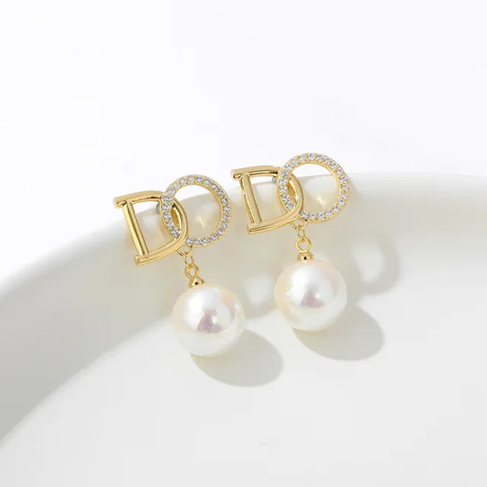 Luxe Pearl Earrings