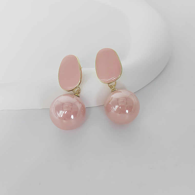 Chic Pearl Earrings (Peach)