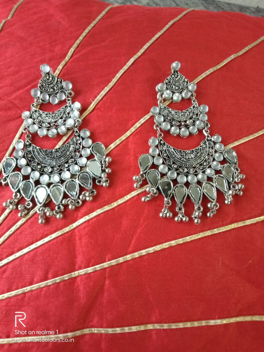 Ziyaan Oxidised Chandbalis