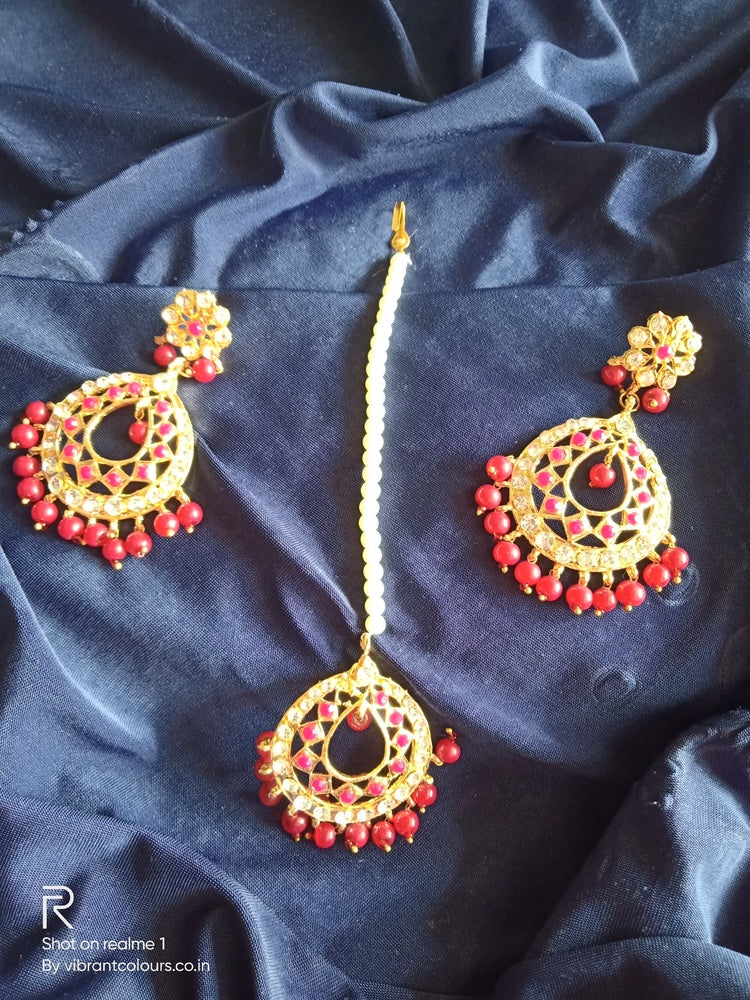 Red Prisha Maang Tikka Set - Vibrant Colours