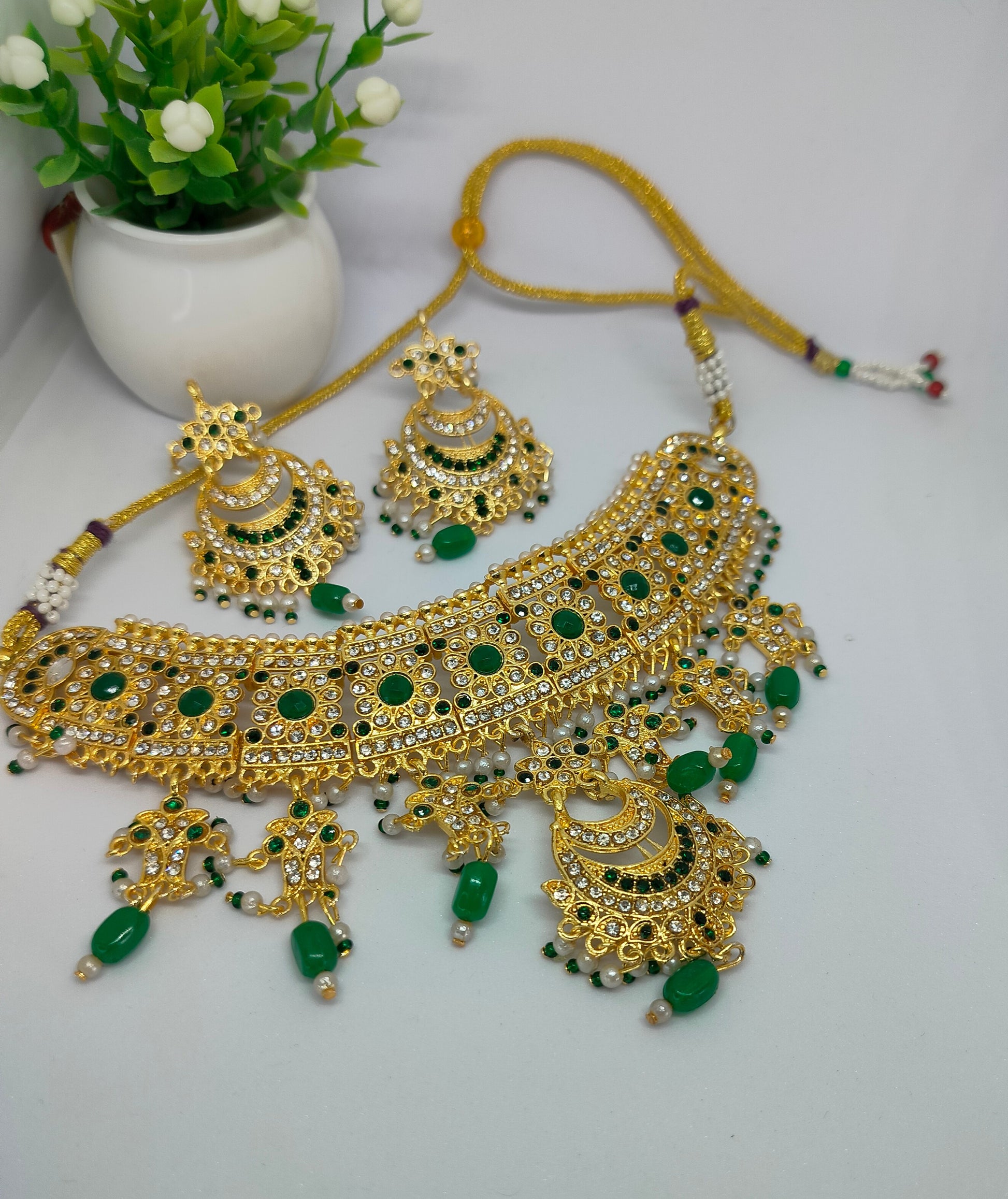 Green Jaya Choker Set - Vibrant Colours