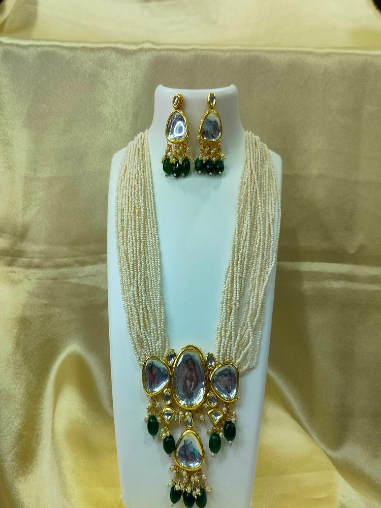 Emerald Mansi Necklace Set