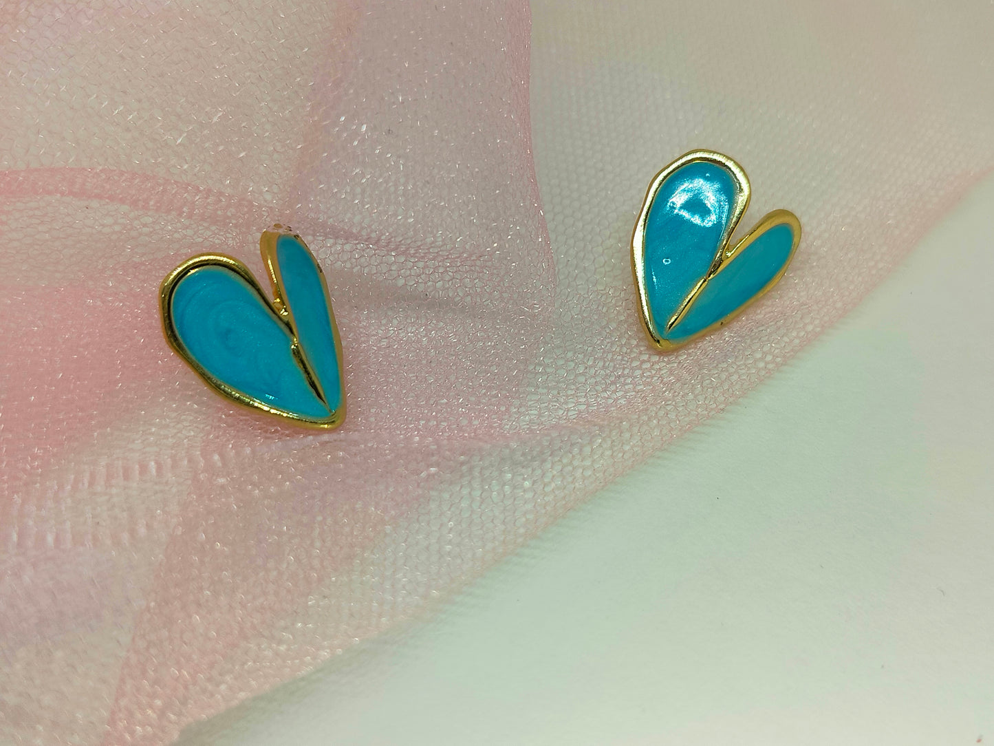 Flower Heart Studs (Blue)