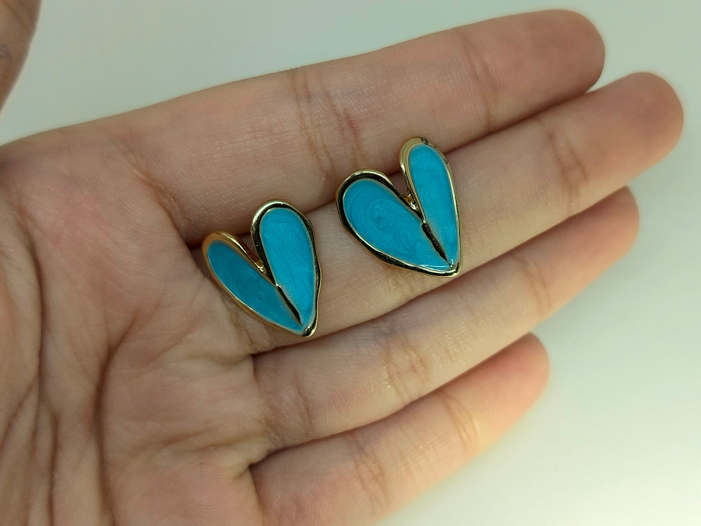 Flower Heart Studs (Blue)