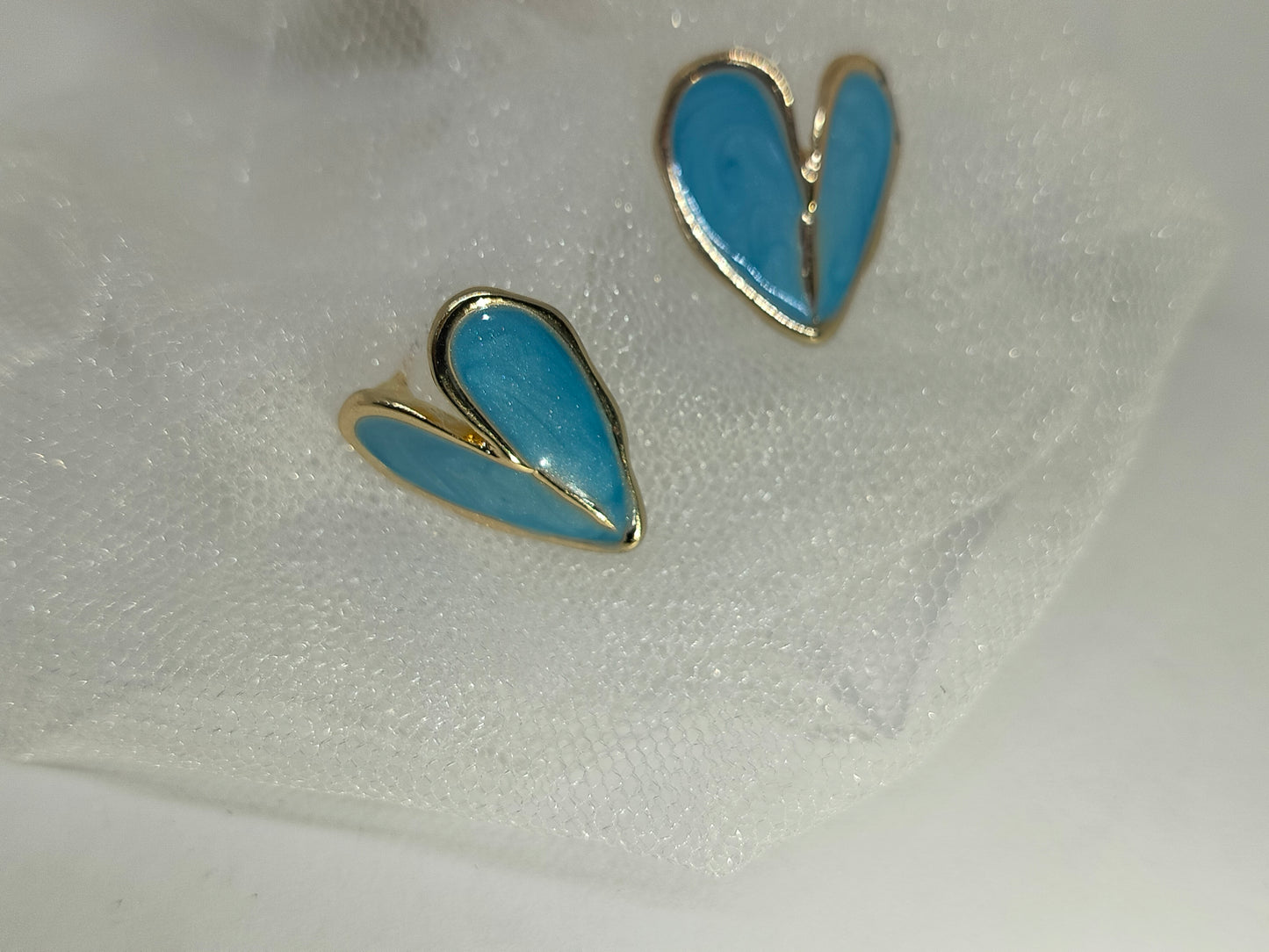 Flower Heart Studs (Blue)