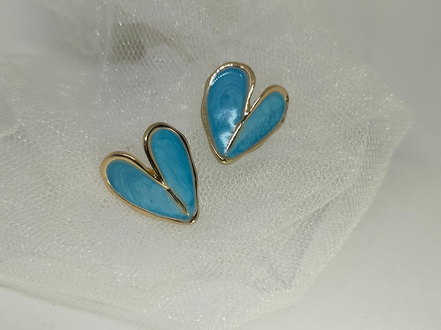 Flower Heart Studs (Blue)