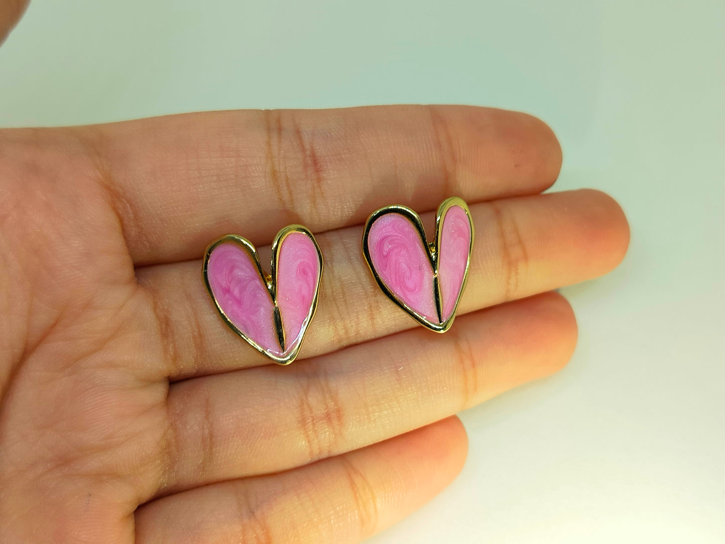 Flower Heart Studs (Pink)