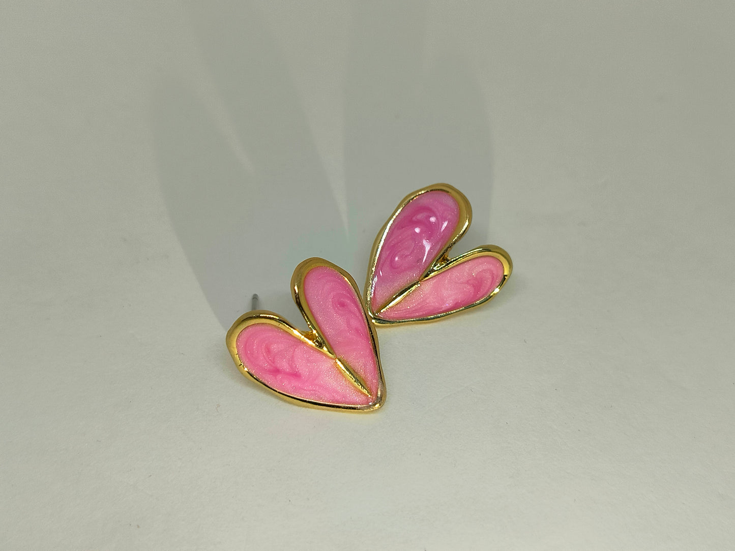 Flower Heart Studs (Pink)