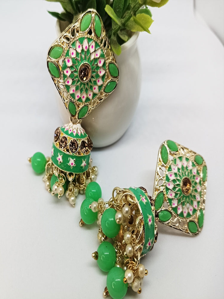 Mint Samira Jhumkis