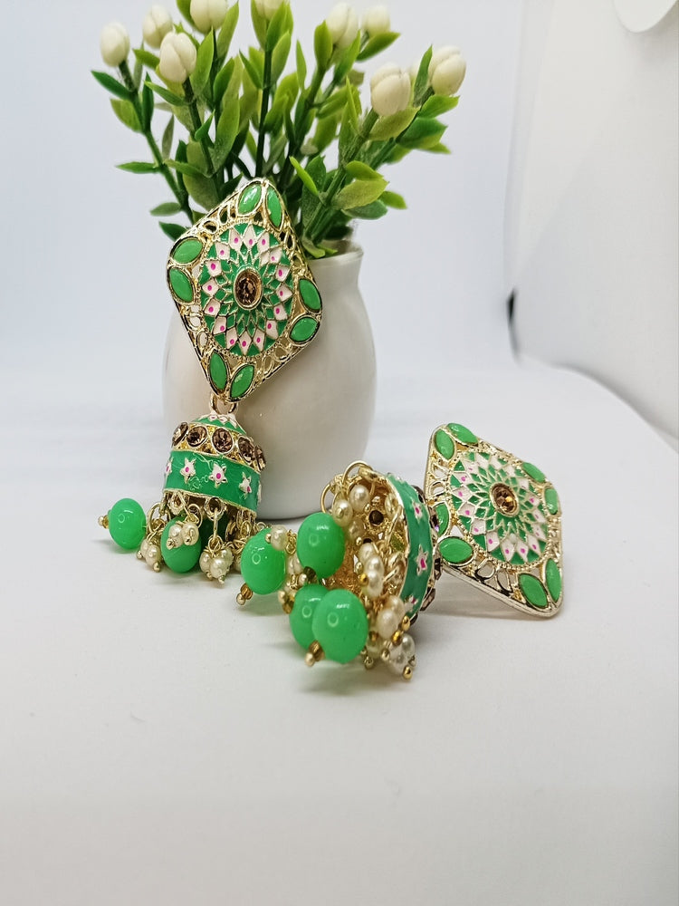 Mint Samira Jhumkis