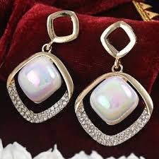 Graceful Pearl Earrings