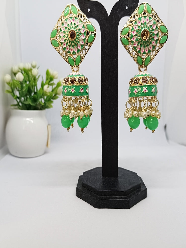 Mint Samira Jhumkis