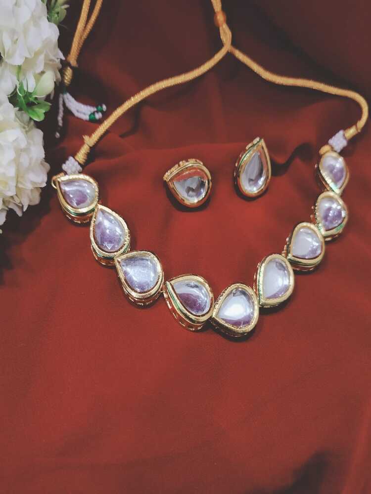 White Drop Kundan Set