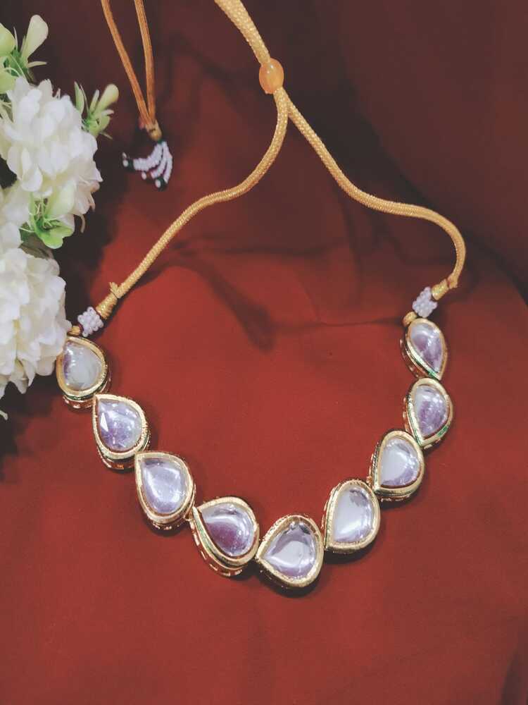 White Drop Kundan Set