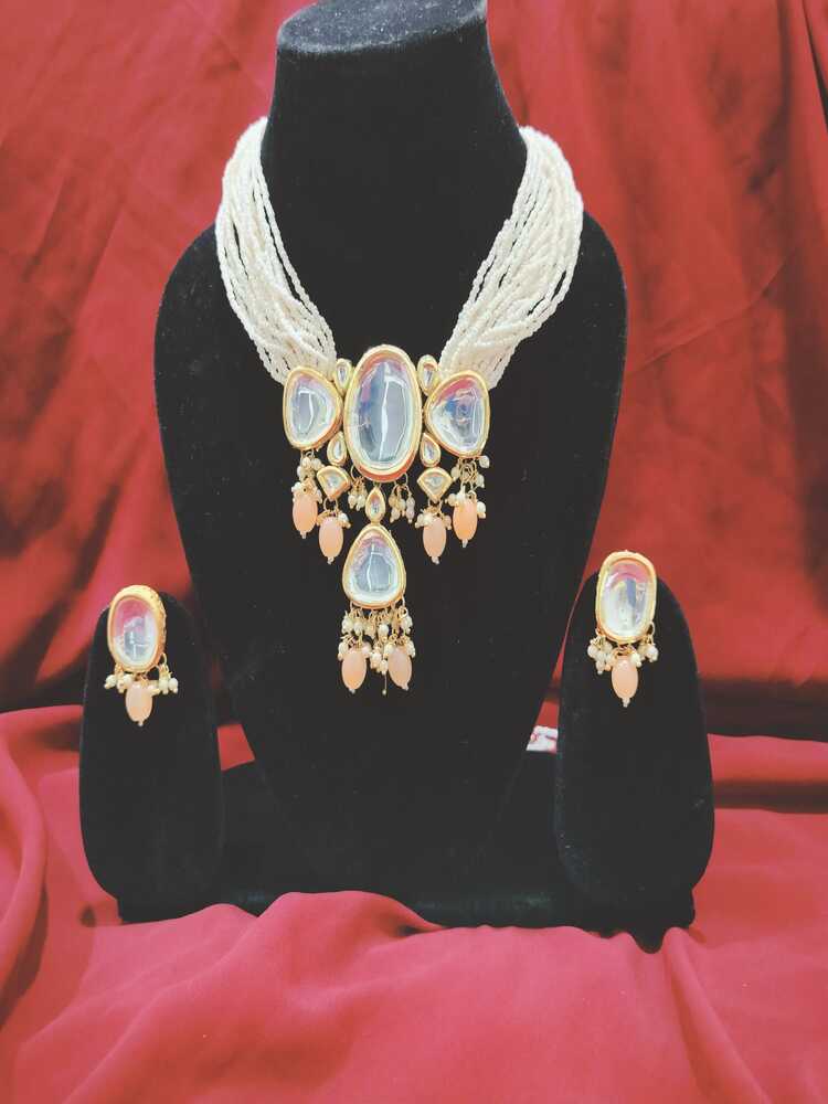 Peach Mansi Necklace Set