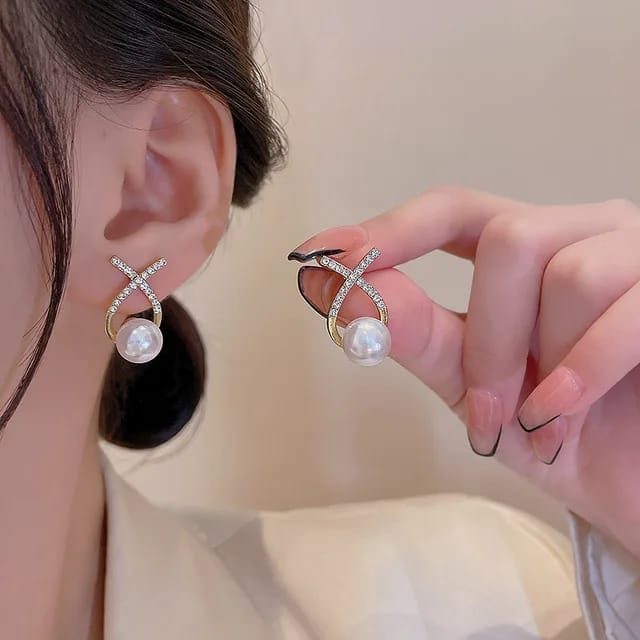 Shining Pearl Earrings