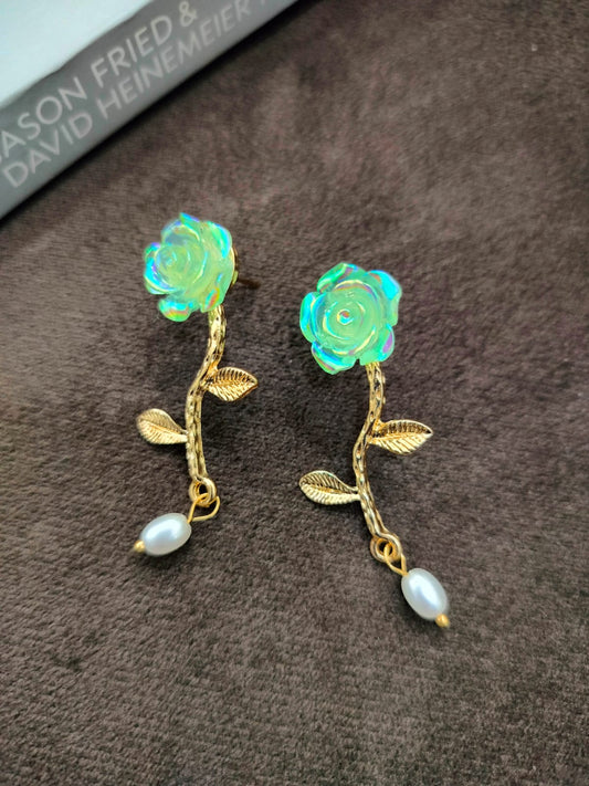 Radiant Flower Earrings (Green)