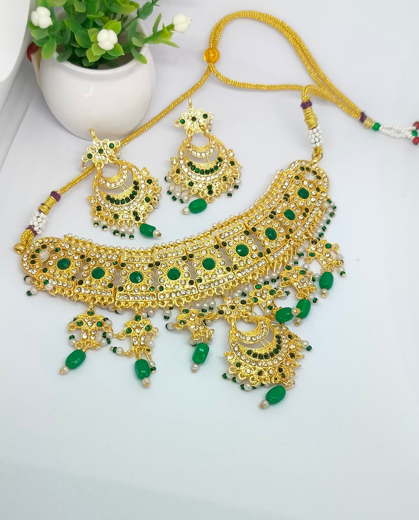 Green Jaya Choker Set - Vibrant Colours