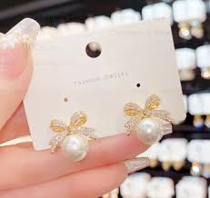 Bow Pearl Drops(White)