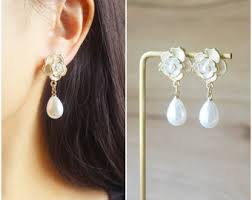 Flower Pearl Earrings