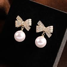 Bow Pearl Earrings