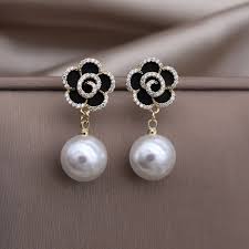 Black Flower Pearls