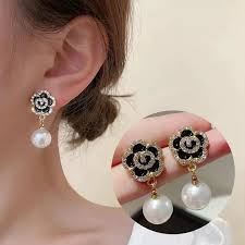 Black Flower Pearls