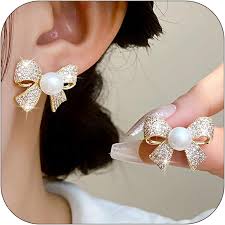 Bow Stud Earring