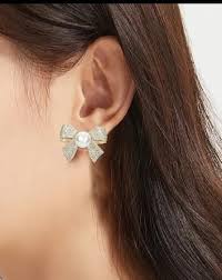 Bow Stud Earring