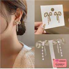 Sparkling Pearl Bow Earrings